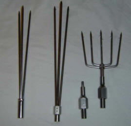 other tips 2 different paralyzer tips one plain and one barbed also flat 5 prong and adapters for 5mm tips
